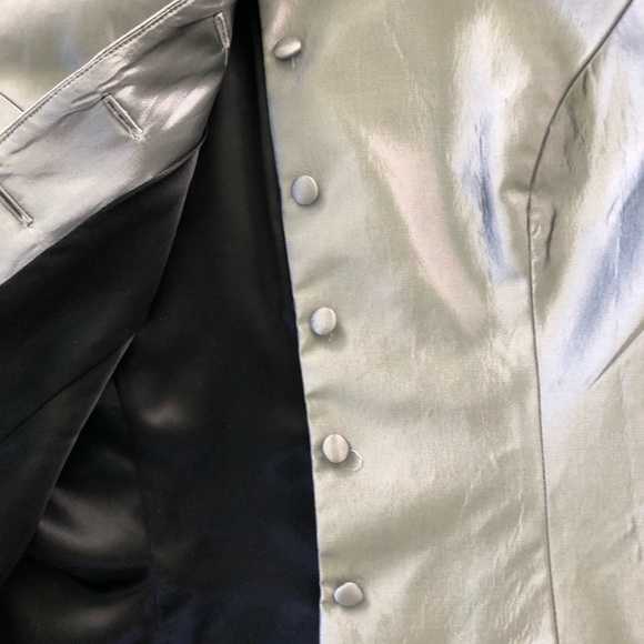 Silver jacket - Picture 2 of 6